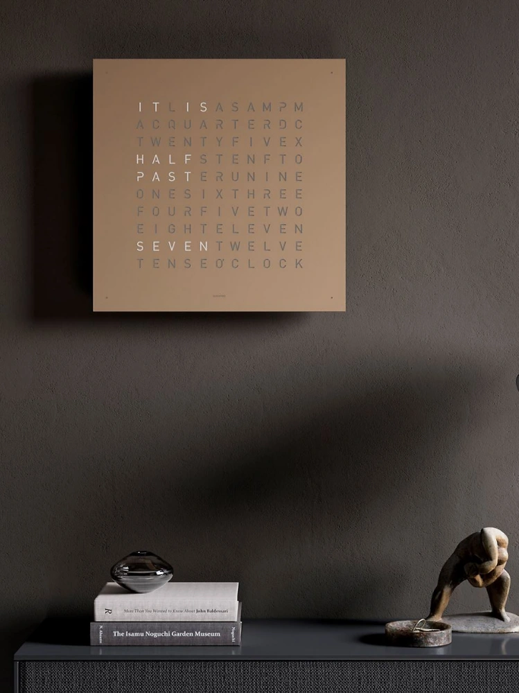 QLOCKTWO EARTH 45 | Hazelnut