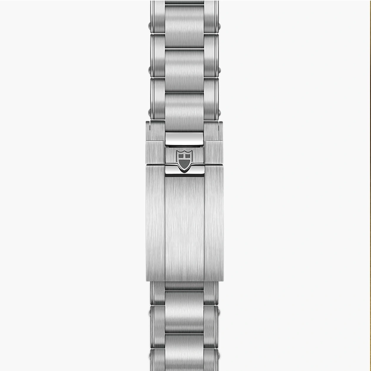 TUDOR Black Bay Pro