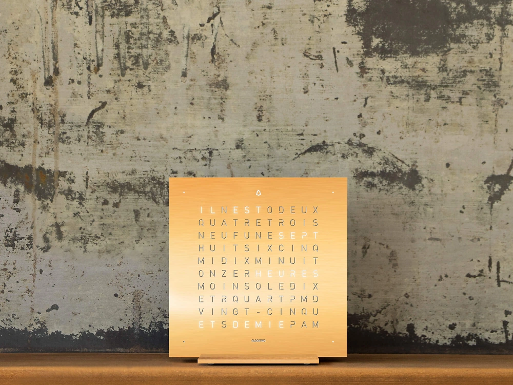 QLOCKTWO EARTH 13.5 | Golden Legend