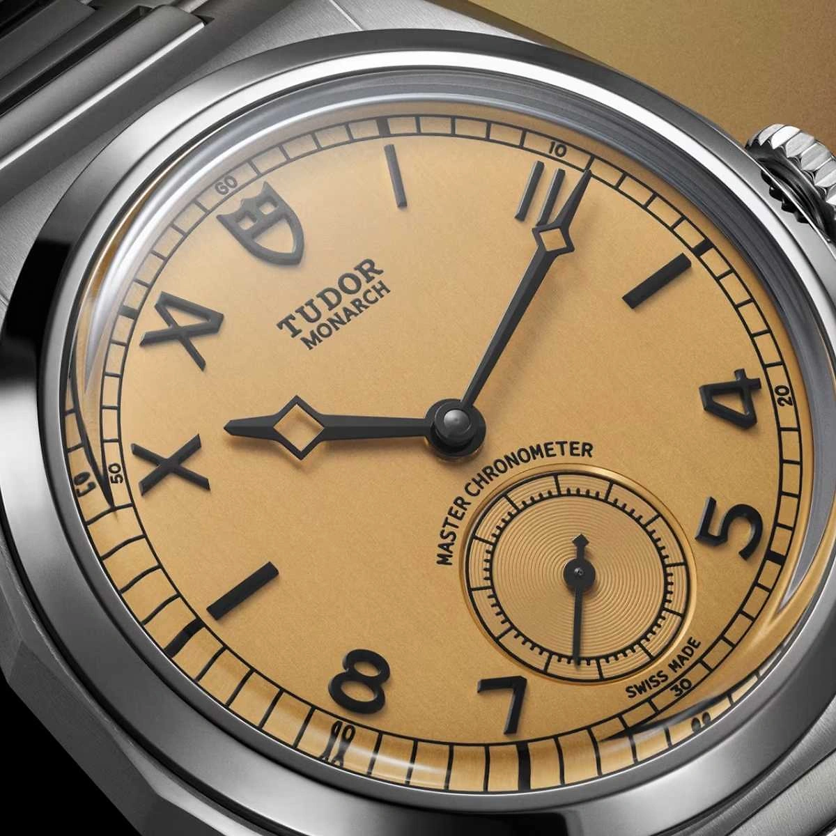 TUDOR Monarch
