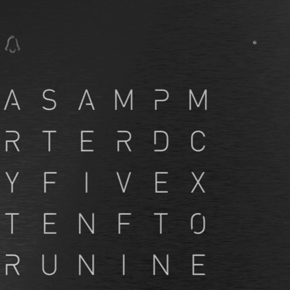 QLOCKTWO FRONTCOVER EARTH 13.5 | Deep Black