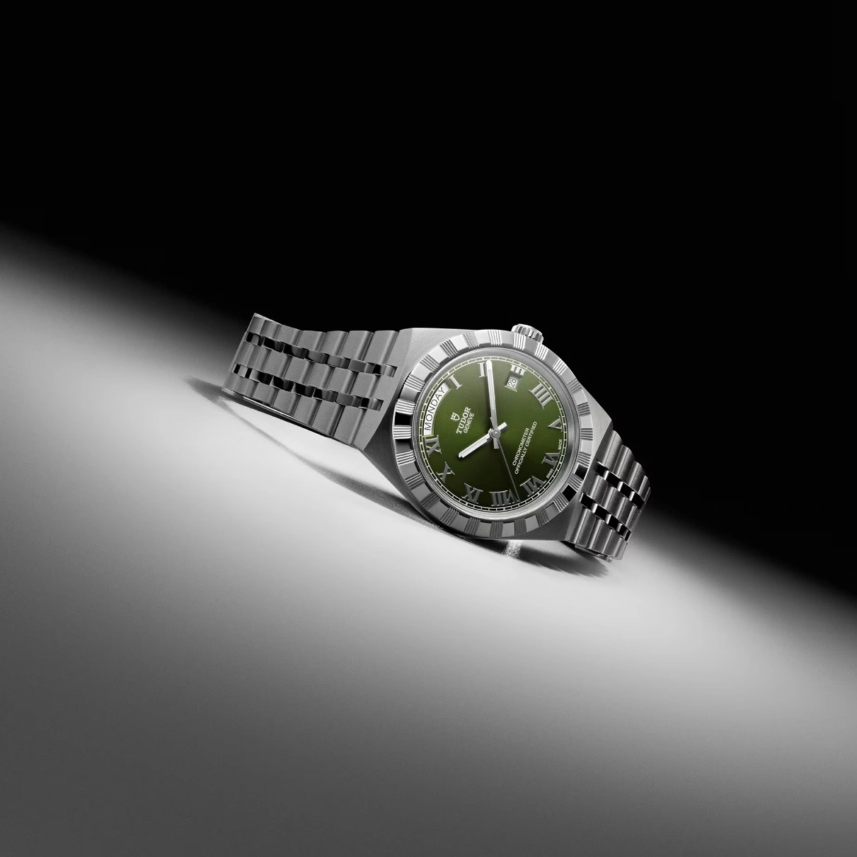 TUDOR Royal