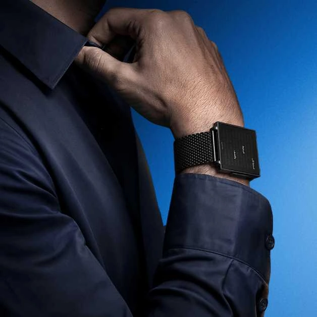 QLOCKTWO Wrist | Black Steel