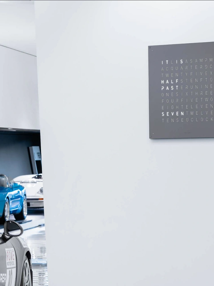 QLOCKTWO EARTH 90 | Grey Pepper